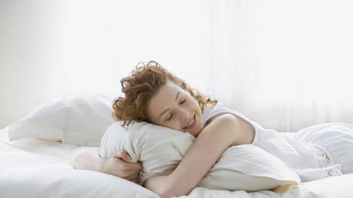 睡觉头朝哪讲究风水，万不能朝这个方位睡，不然影响你的健康