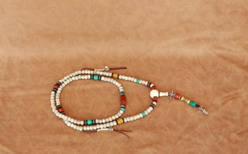 十念法是十口气念还是念十声？临终十念是念十声？