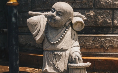 佛教的药石是什么意思？佛教的饮食观