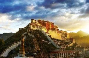 西藏布达拉宫灵异事件，布达拉宫内部恐怖（上图发现了一个神秘的飞碟）