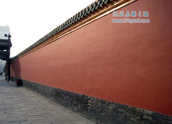 1992年，北京紫禁城闹鬼的墙上出现了鬼场景